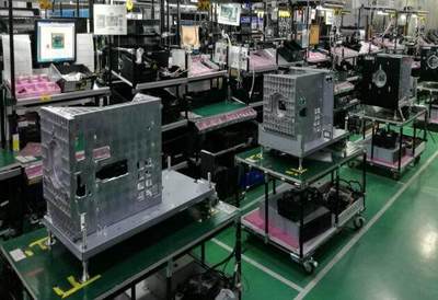 一臺(tái)高端數(shù)字放映機(jī)如何被&ldquo;出品&rdquo;上海索廣映像參觀記